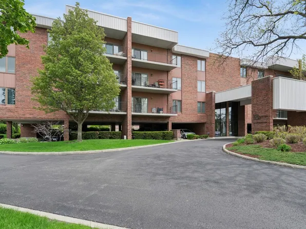 6565 Main St APT 201, Downers Grove, IL 60516