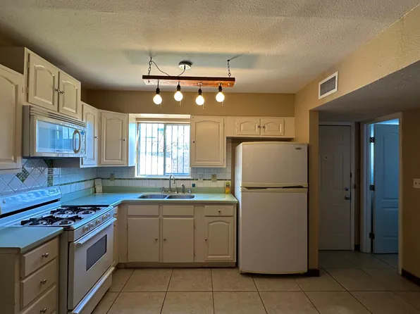 2908 Eads Pl APT A, El Paso, TX 79935