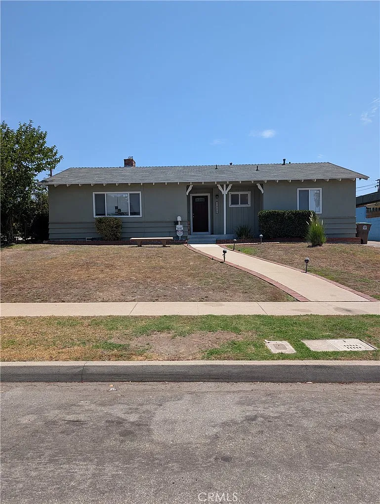 4 bed, 1603 sqft, $4,000 — Photo 1