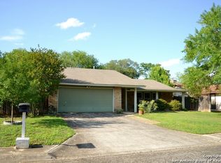 7127 Spring Morning St, San Antonio, TX 78249