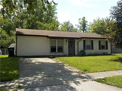 4415 Phoenix Dr photo 1