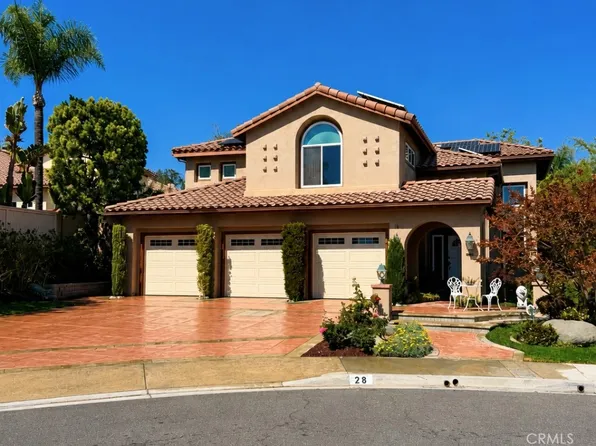 28 Calle Serra, Rancho Santa Margarita, CA 92688
