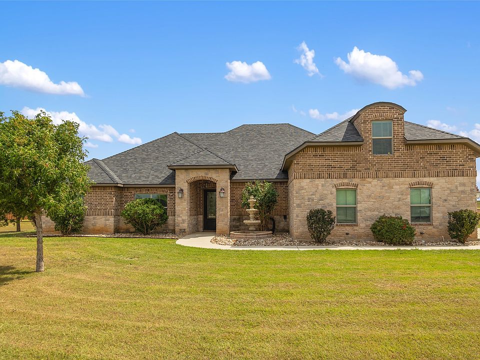 1st image of 4740 River Oaks Dr