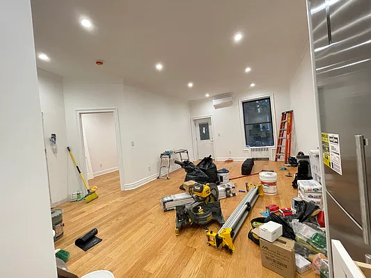 Rented by Silver Line Realty Group NY LLC | media 3