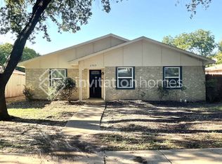 2709 Clover Valley Dr, Garland, TX 75043