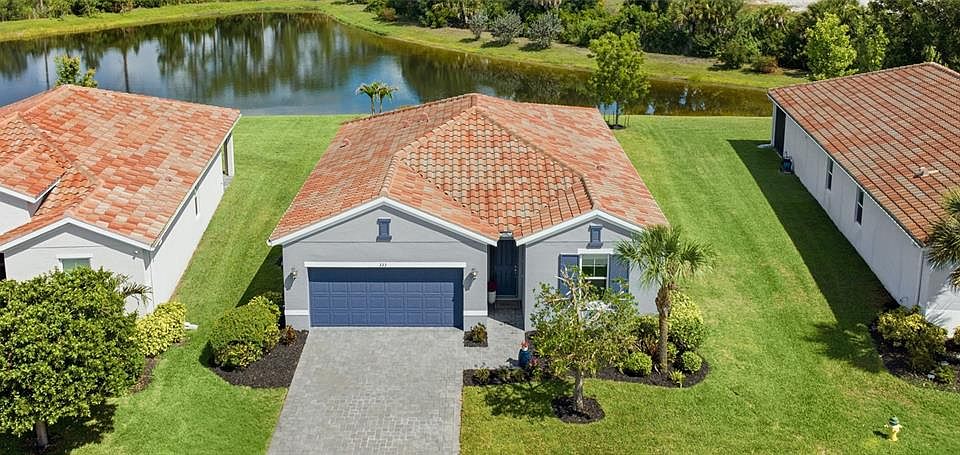 1st image of 333 DAYLILY BOULEVARD