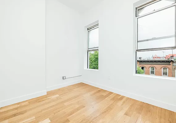 Rented by True Real Estate Group | media 6