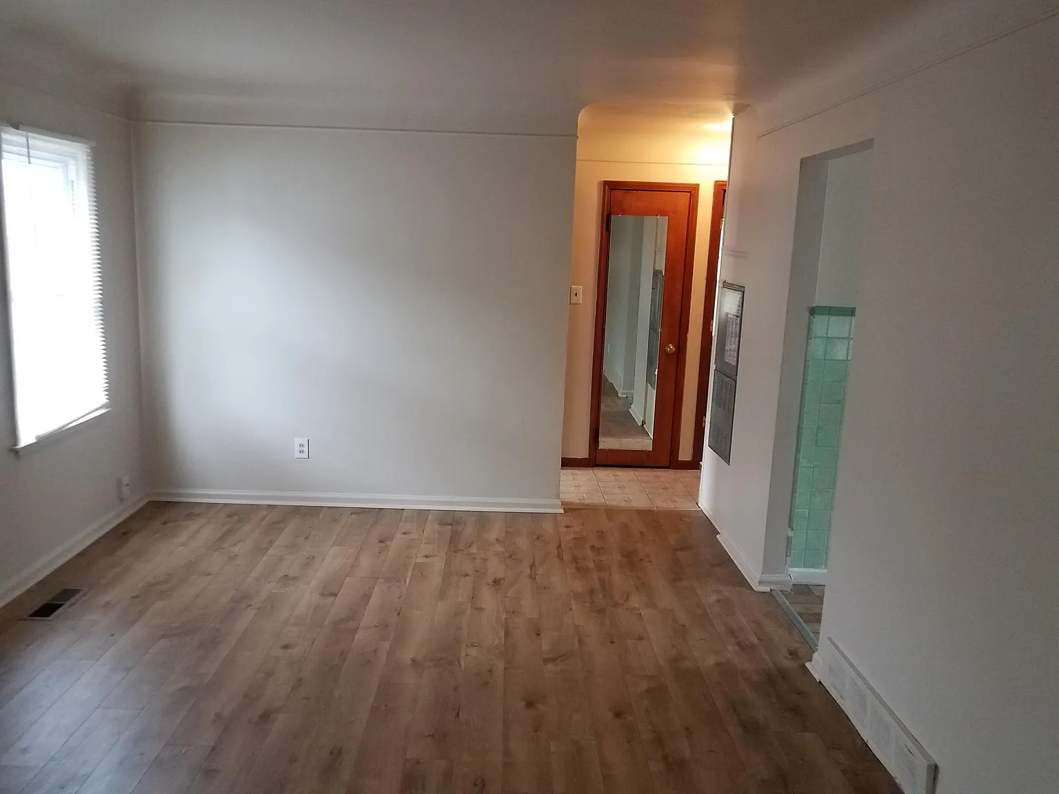 24552 Wilmot Ave — Photo 4