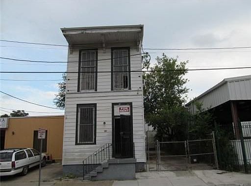 1st image of 2130 Simon Bolivar Ave