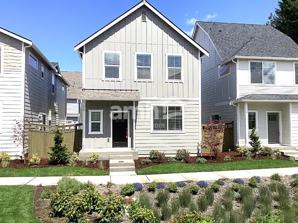 32971 Lookout Ln, Black Diamond, WA 98010