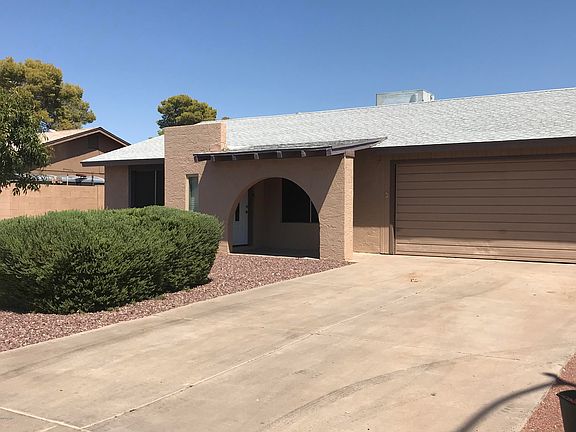 2nd image of 11021 N 39th Dr