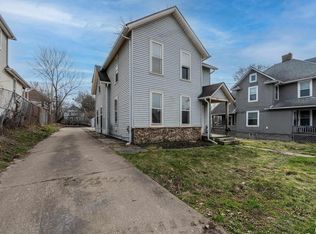207 E Locust St, Davenport, IA 52803