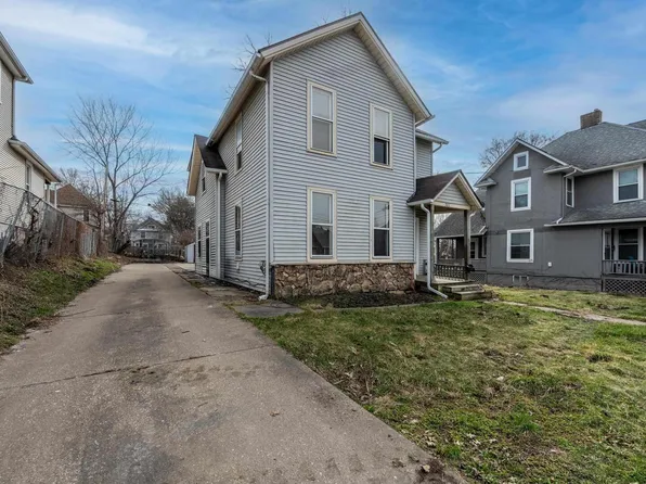 207 E Locust St, Davenport, IA 52803