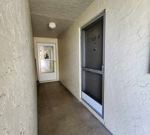 5th image of 909 SE 46th Ln APT 104