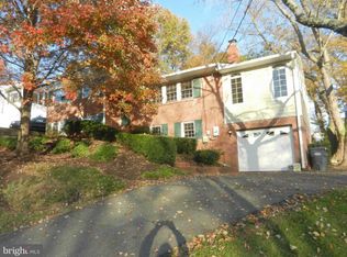 7733 Wellington Rd, Alexandria, VA 22306
