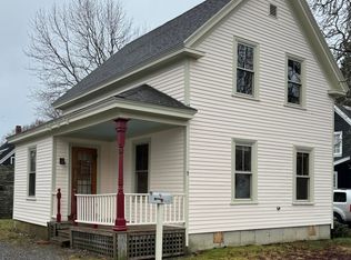 9 Otis St, Rockland, ME 04841