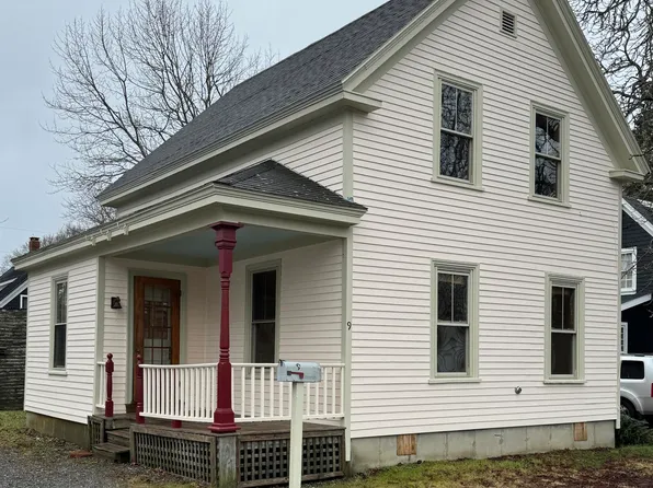 9 Otis Street, Rockland, ME 04841