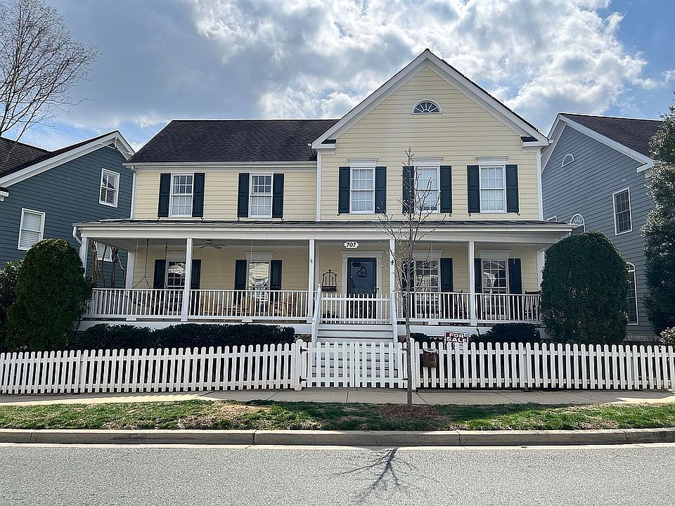 1st image of 707 Gatestone St