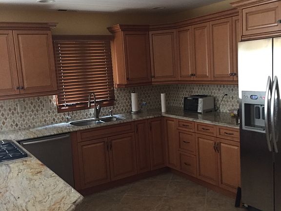 3rd image of 265 Mount Pleasant Ave