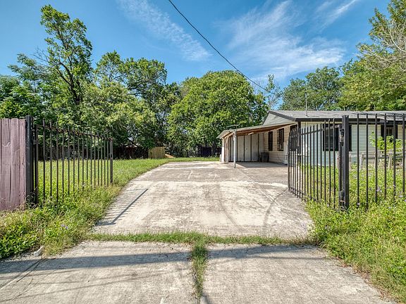 2nd image of 3509 Lyons Rd