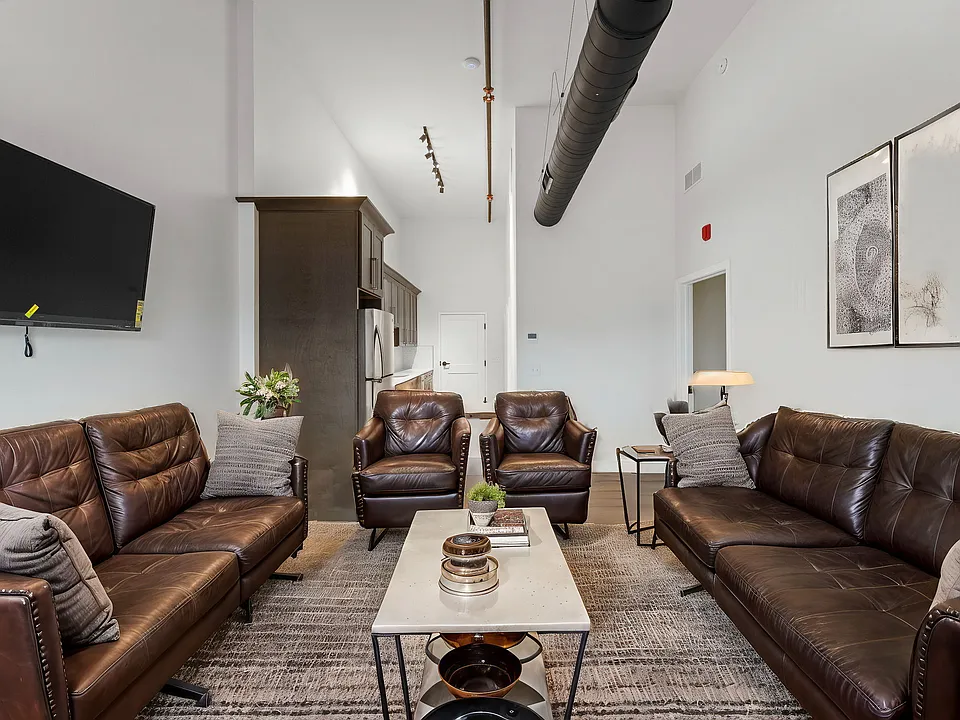 64 Mill St #13