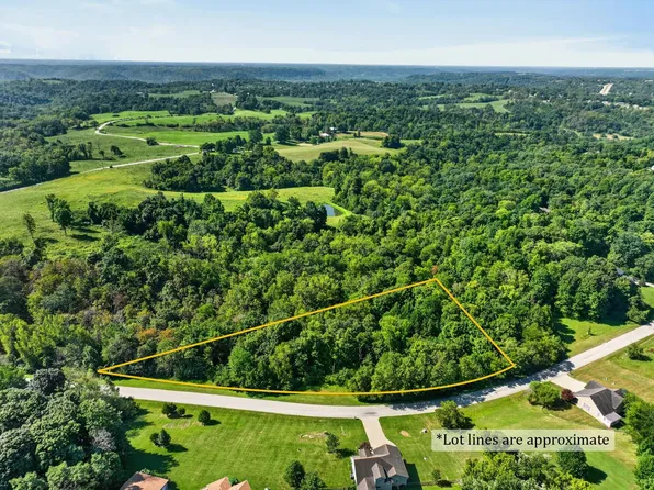 35 Indian Ridge Dr, Aurora, IN 47001