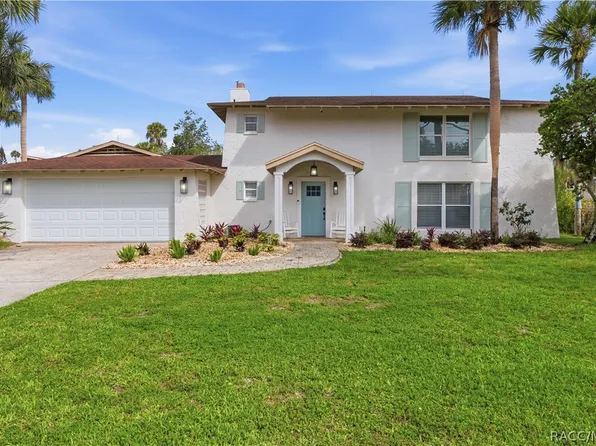 9235 W Harbor Isle Ct, Crystal River, FL 34429