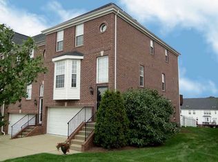 7028 Crider Rd, Mars, PA 16046