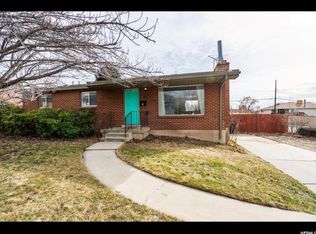 49 W Wicker Ln, Bountiful, UT 84010