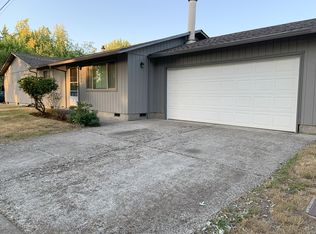 559 S 49th Pl #1, Springfield, OR 97478