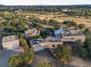 5 Montana Ct, Santa Fe, NM 87508
