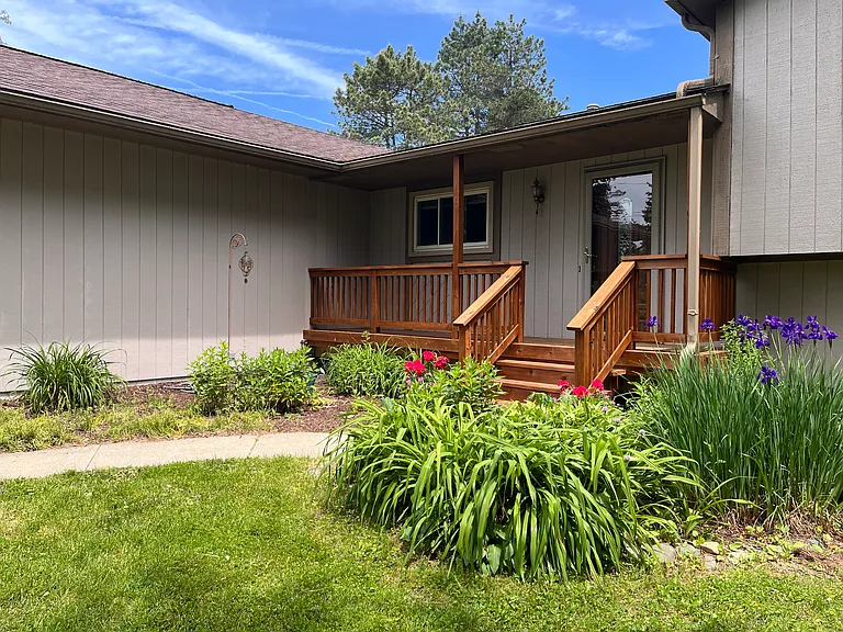 5500 Edgar Rd — Photo 18