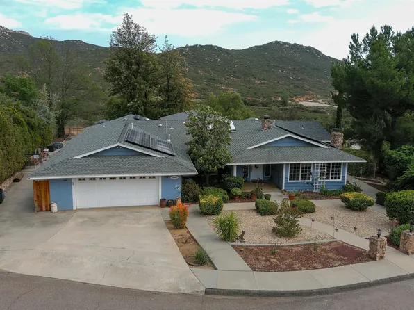 24563 Del Amo Rd, Ramona, CA 92065