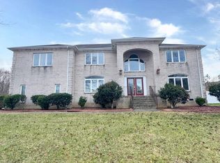 801 Dasa Leo Ct, Virginia Beach, VA 23456