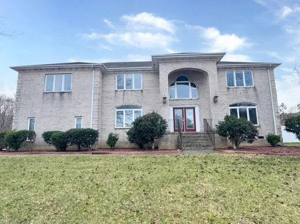 801 Dasa Leo Ct, Virginia Beach, VA 23456