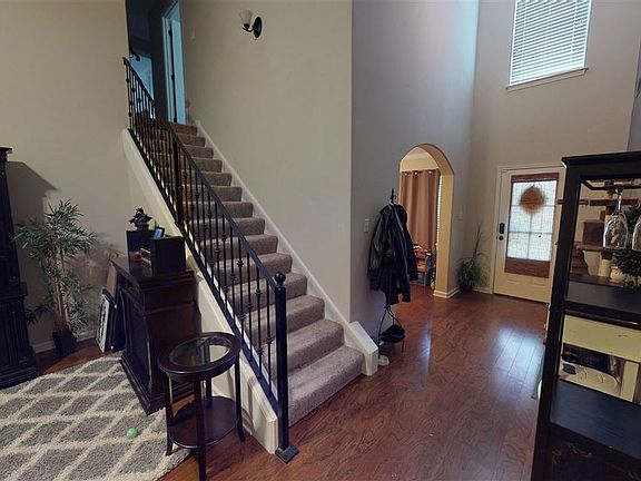 4th image of 13504 Lapstone Ln