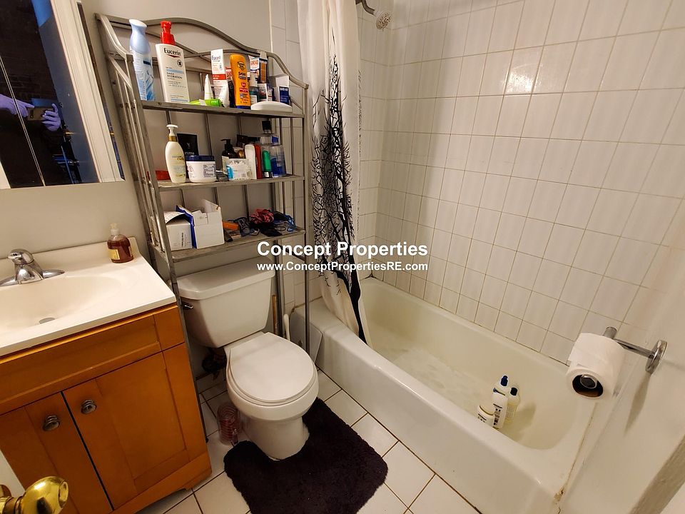 2nd image of 181 Saint Botolph St #5E