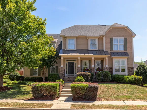 12024 Wicker Dr, Chapel Hill, NC 27517