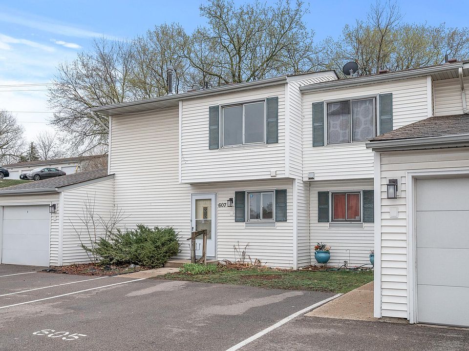 1st image of 607 E Portland Dr