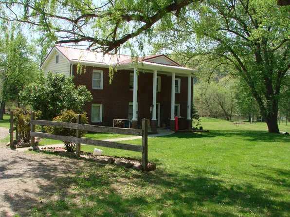 5005 Forty Two Rd, Clifton Forge, VA 24422