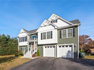 51 Hornbeam Rd, Coventry, RI 02816