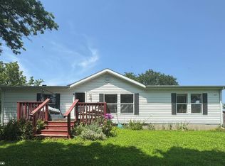 611 Main St, Coin, IA 51636