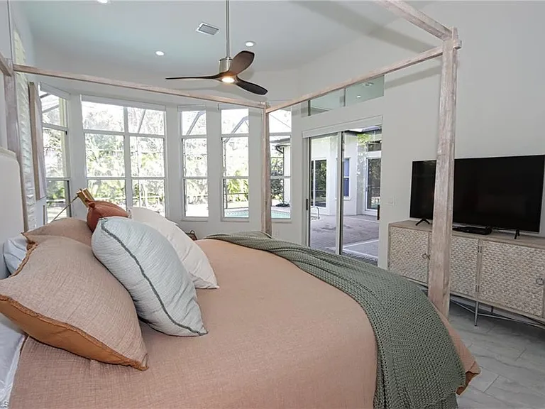 3310 Riverpark Ct — Photo 14