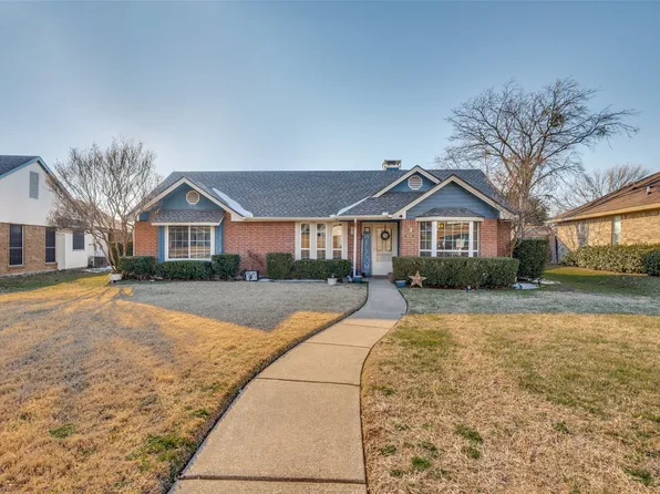 1315 McCall Dr, Duncanville, TX 75137