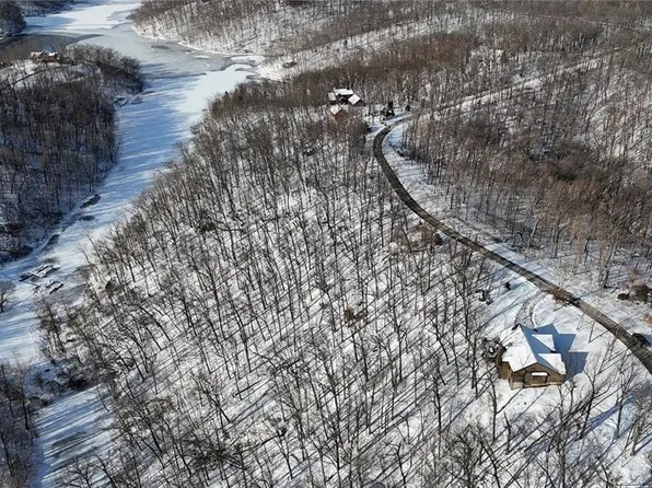 1 Boone Ridge Trl, Defiance, MO 63341