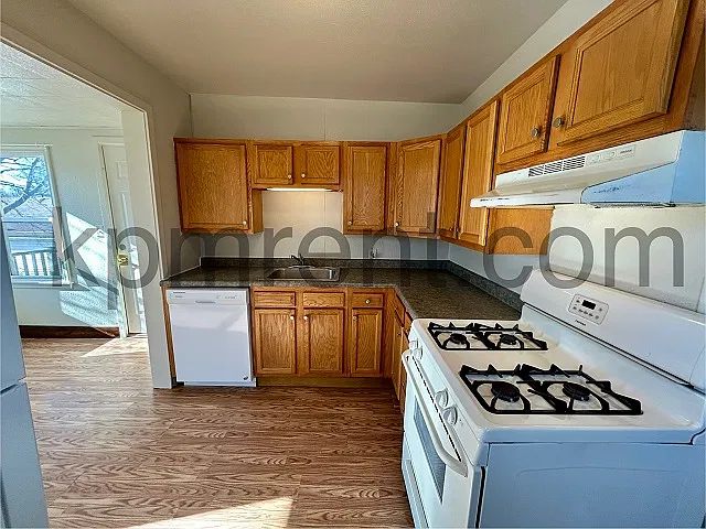 1203 9th Ave SW - 15-1 — Photo 3