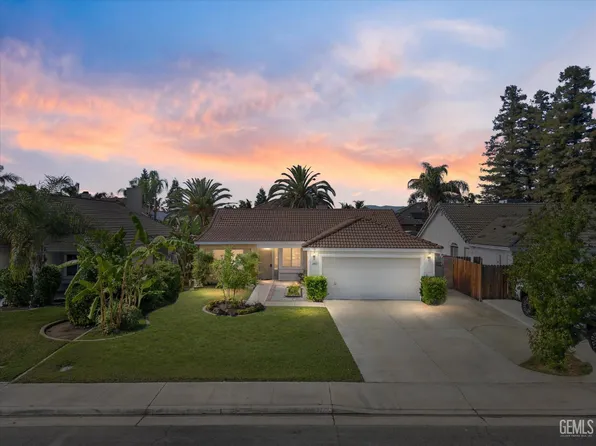 3805 Rio Viejo Dr, Bakersfield, CA 93313