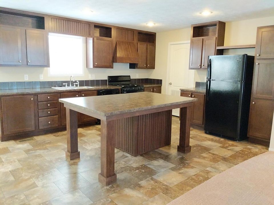 1st image of 707 Freedom Ct