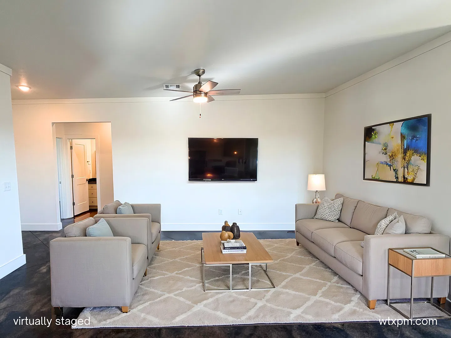 3 Bed, 2 Bath Home with Fenced Yard in Beacon Pointe — Photo 2