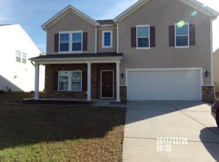520 Nandina Dr, Goose Creek, SC 29445
